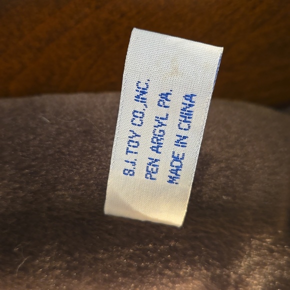 Vintage BJ Toy Co Brown River Otter Plush Stuffed Animal - Pre-owned - Picture 5 of 6